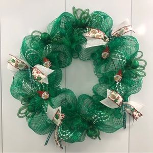 Handmade Gnome Deco Mesh Wreath Green White Winter Christmas Xmas Ribbon Glitter